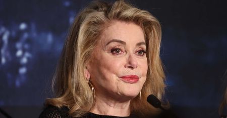 Catherine Deneuve zdradziła swój sekret długowieczności. Tego unika jak ognia