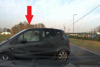 Ucieczka z miejsca stłuczki i pościg. Wszystko się nagrało