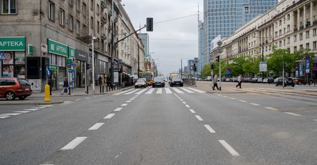 Warszawa. Cztery firmy chcą zaprojektować nowe Aleje Jerozolimskie. Drogowcy analizują oferty