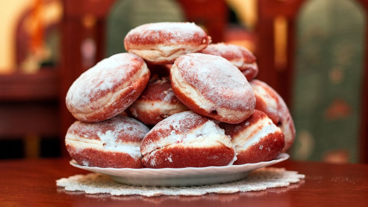 Kiedy wypada tłusty czwartek 2024?