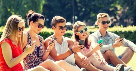 W x-kom rusza tydzień smartfonów: to okazja na zakup telefonu i akcesoriów