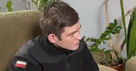 Znęcał się nad matką, uciekł przed rozprawą. Nowe fakty ws. polskiego dezertera