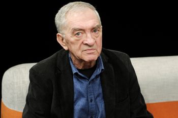 Wstydził się pochodzenia. W młodości od razu było słychać