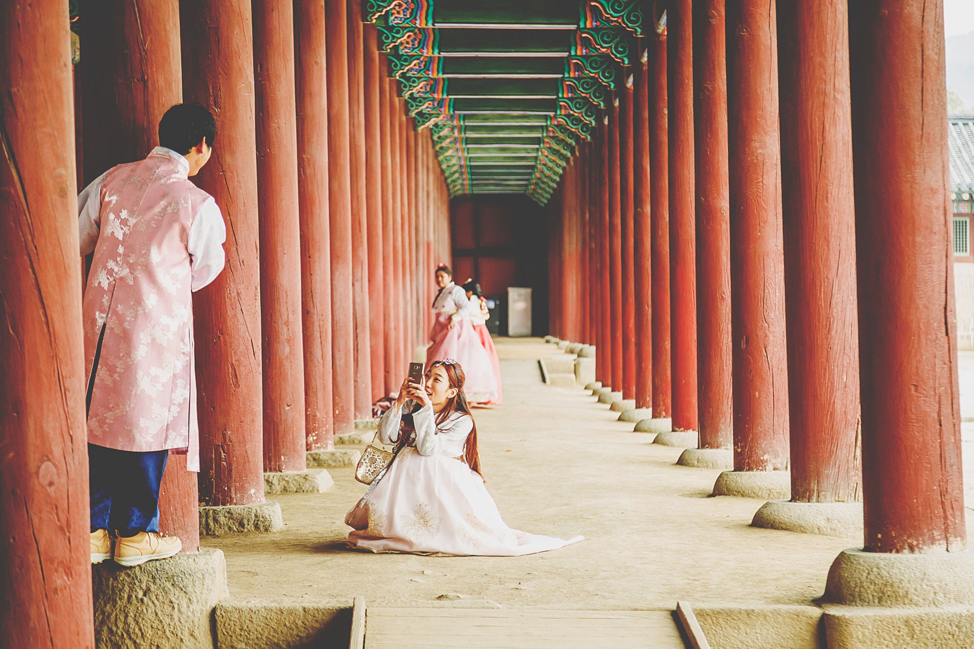 Co naprawdę kryje Korea? Barwna opowieść z podróży dwojga fotografów 8