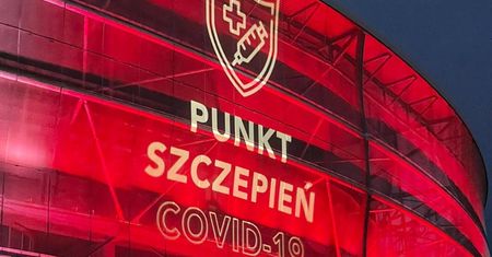 Koronawirus. Nagrody i niespodzianki dla zaszczepionych dzieci. Chętni zapraszani na Stadion Wrocław