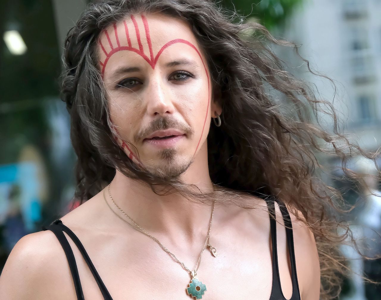 Michał Szpak został jurorem show TVN "Drag Me Out"