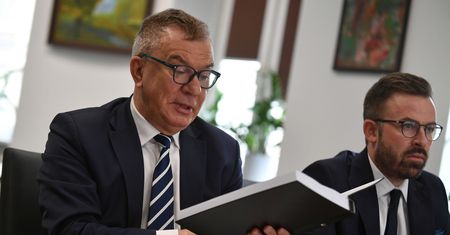 Obostrzenia. Rzecznik MŚP pomógł ponad 6 tys. przedsiębiorcom. "Jest zapotrzebowanie"