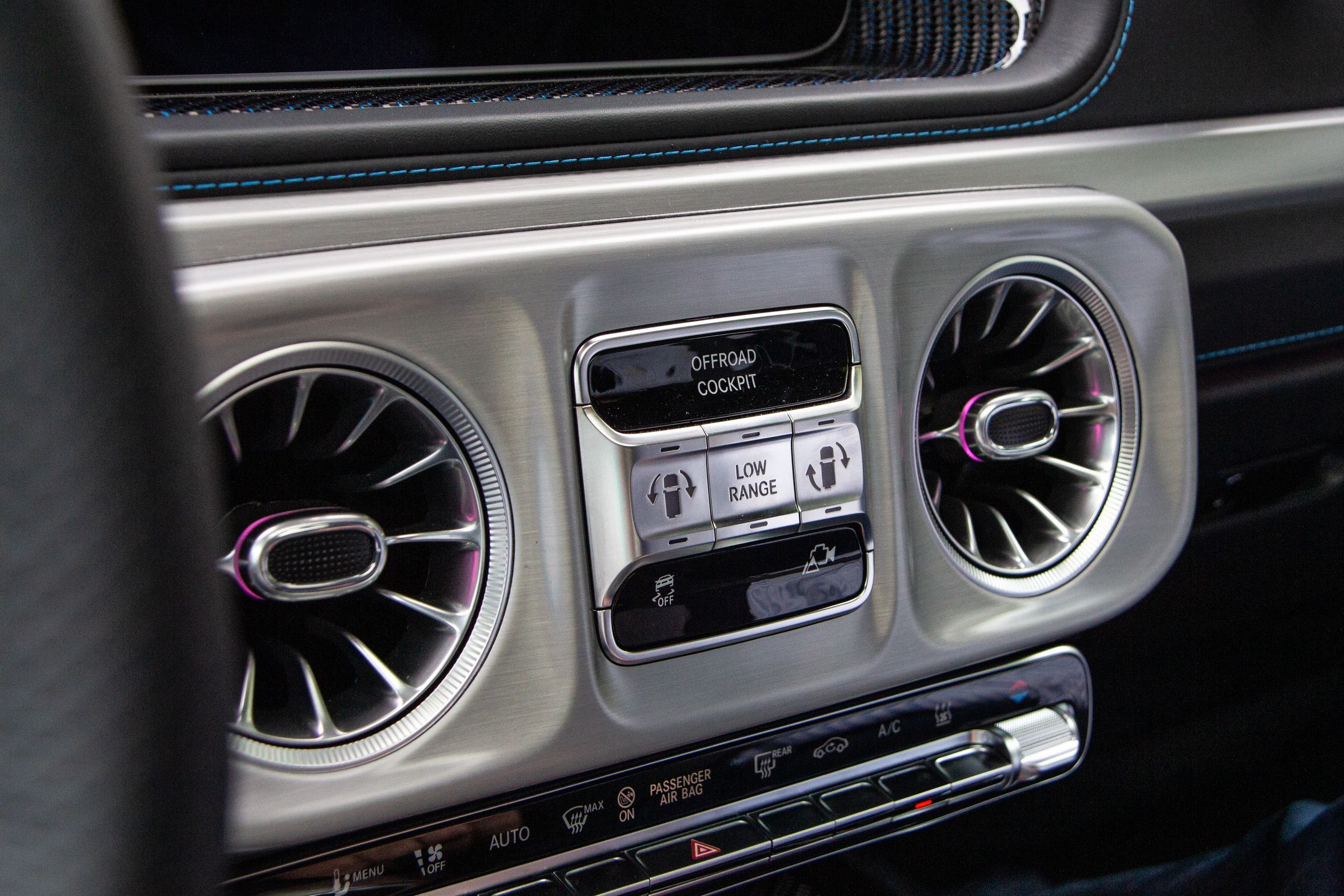 Mercedes-Benz G 580 (W465)