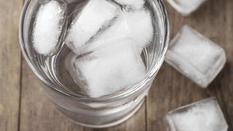 Wpływ zimna na odchudzanie. Sprawdź, jak go wykorzystać (WIDEO)