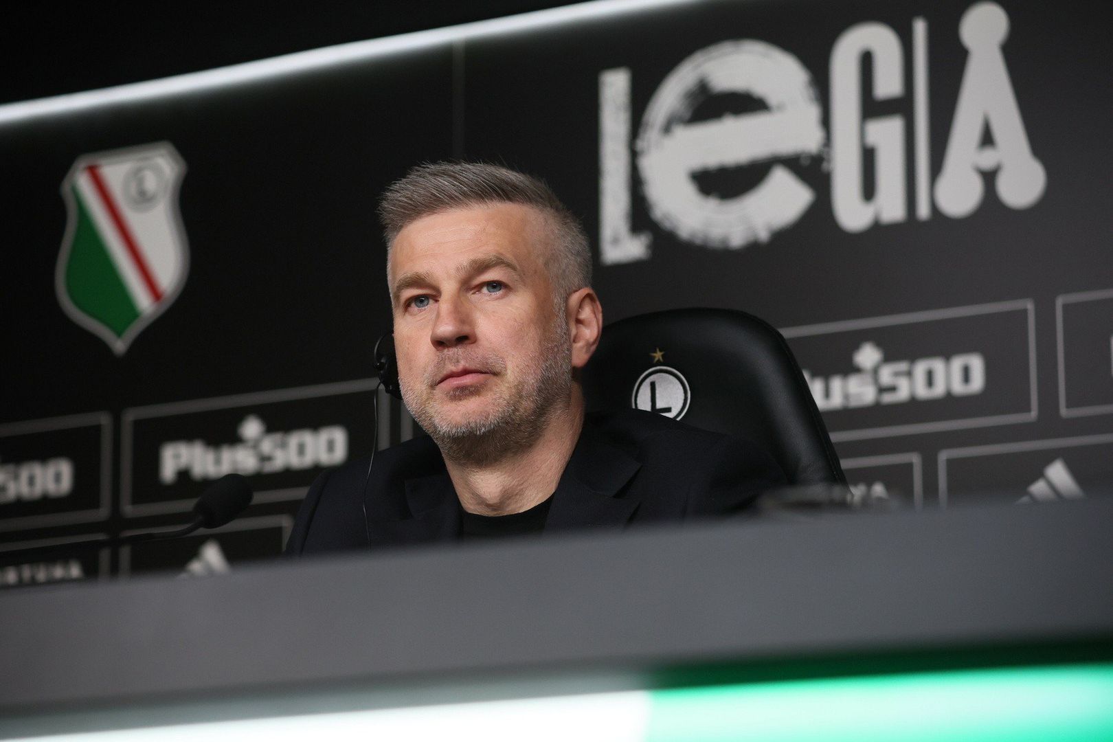 Trener Iordanescu i dyrektor Żewłakow
