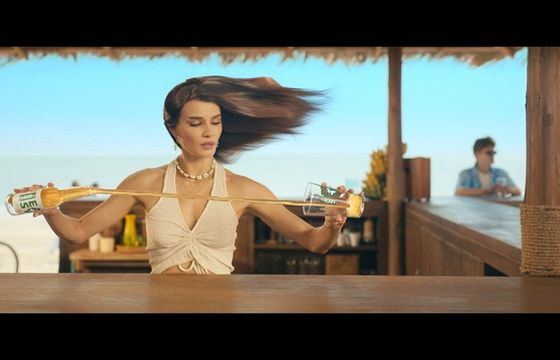 Natalia Szroeder pierwszą kobietą promującą piwo Lech Easy