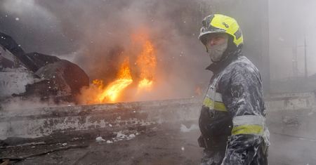 Kindżały uderzyły w obiekty wytwarzania energii. Ukrainę zbudził zmasowany atak