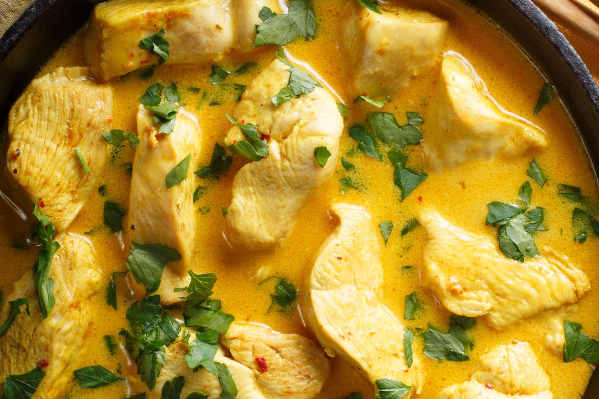 Master this simple curry recipe for a quick, exotic dinner at home