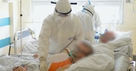 Koronawirus. Najnowszy raport Ministerstwa Zdrowia. Kolejne zakażenia. Więcej niż tydzień temu [01.08]