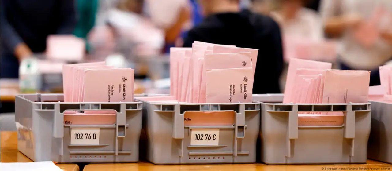 Wybory w Nadrenii-Północnej Westfalii. CDU na prowadzeniu