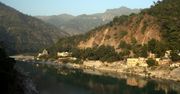 Koronawirus w Indiach. Rzeka Ganges staje się zaskakująco czysta