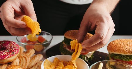 Chcesz mieć zdrową trzustkę? Te produkty omijaj szerokim łukiem