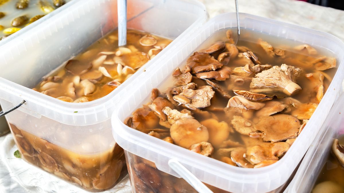 Marynowane grzyby to obciążenie dla żołądka i wątroby