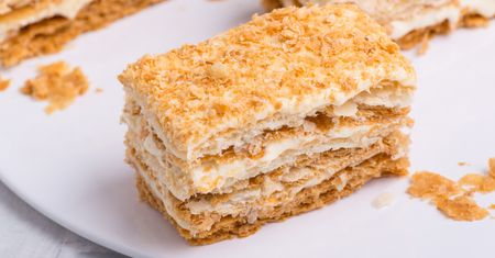 To najprostsze ciasto bez pieczenia. Bez wysiłku zrobisz deser, który zachwyci każdego
