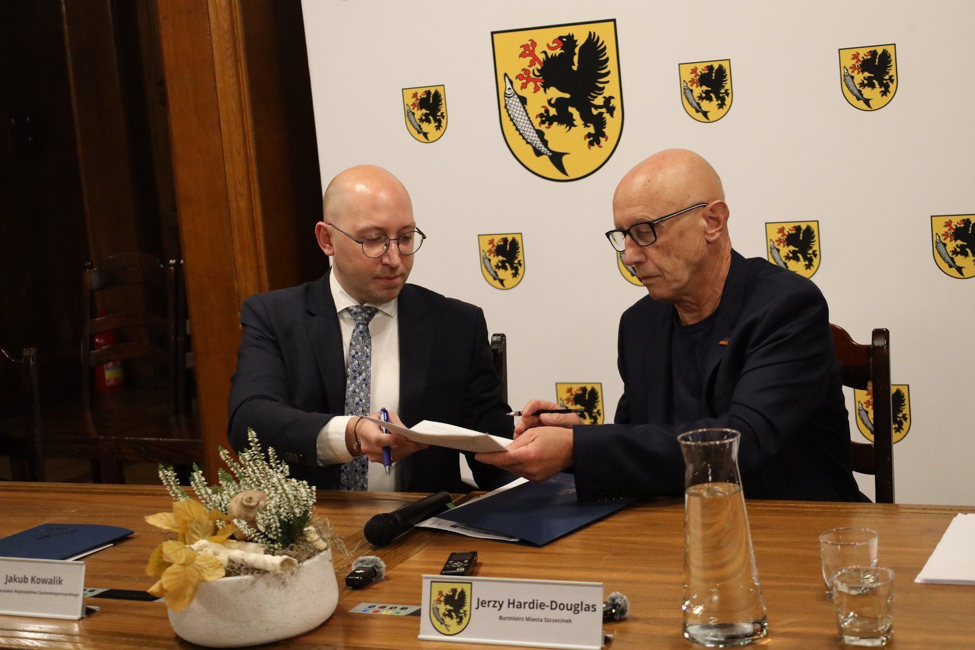 W szczecineckim ratuszu podpisano umowę na unijne dofinansowanie w ramach ZIT