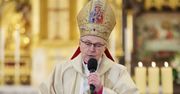 Wzruszające słowa biskupa Antoniego Długosza na pogrzebie Krzysztofa Krawczyka. "Jest gdzieś niebo jak len"
