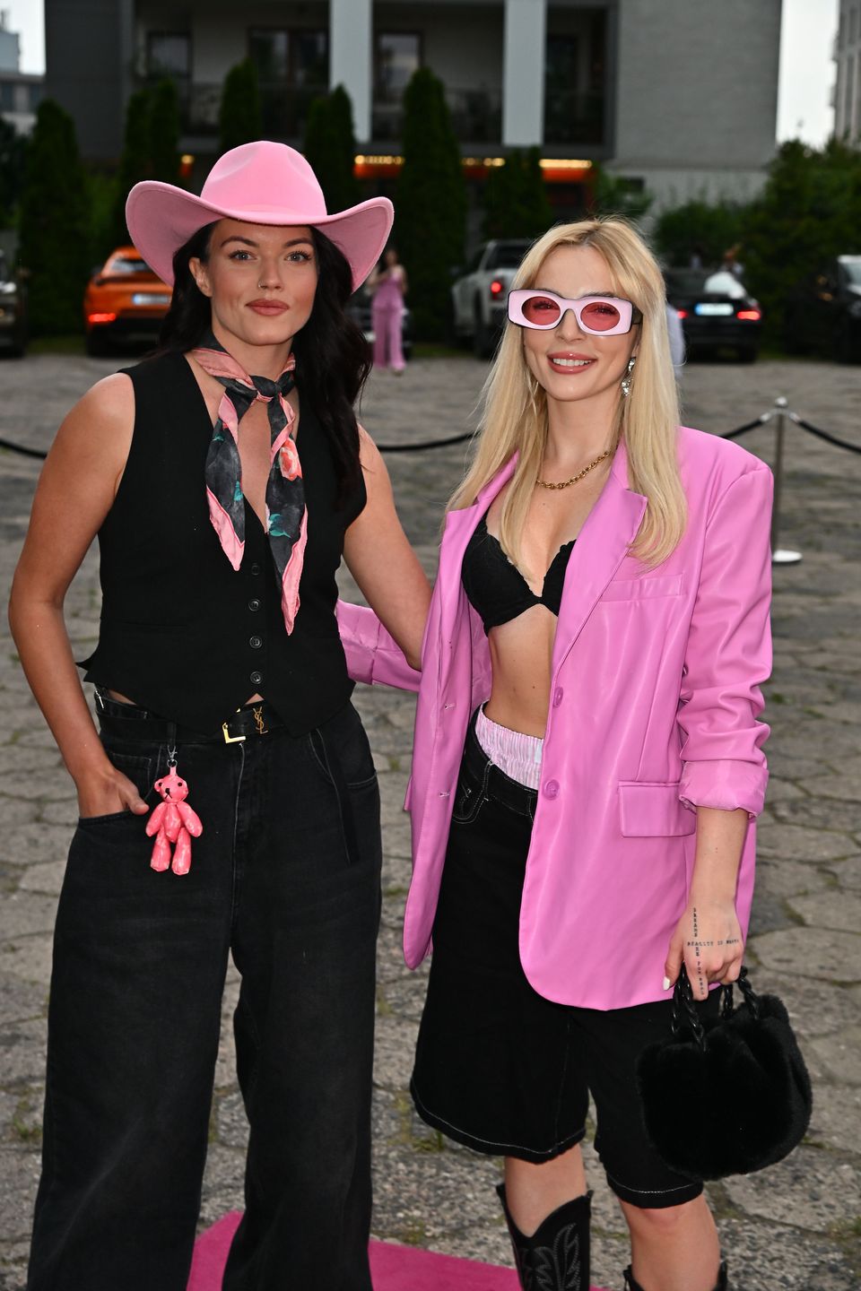 Agnieszka Skrzeczkwska i Karolina Brzuszczyńska