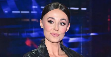 Włożyła najmodniejszą kurtkę. Jesienią zaleje ulice