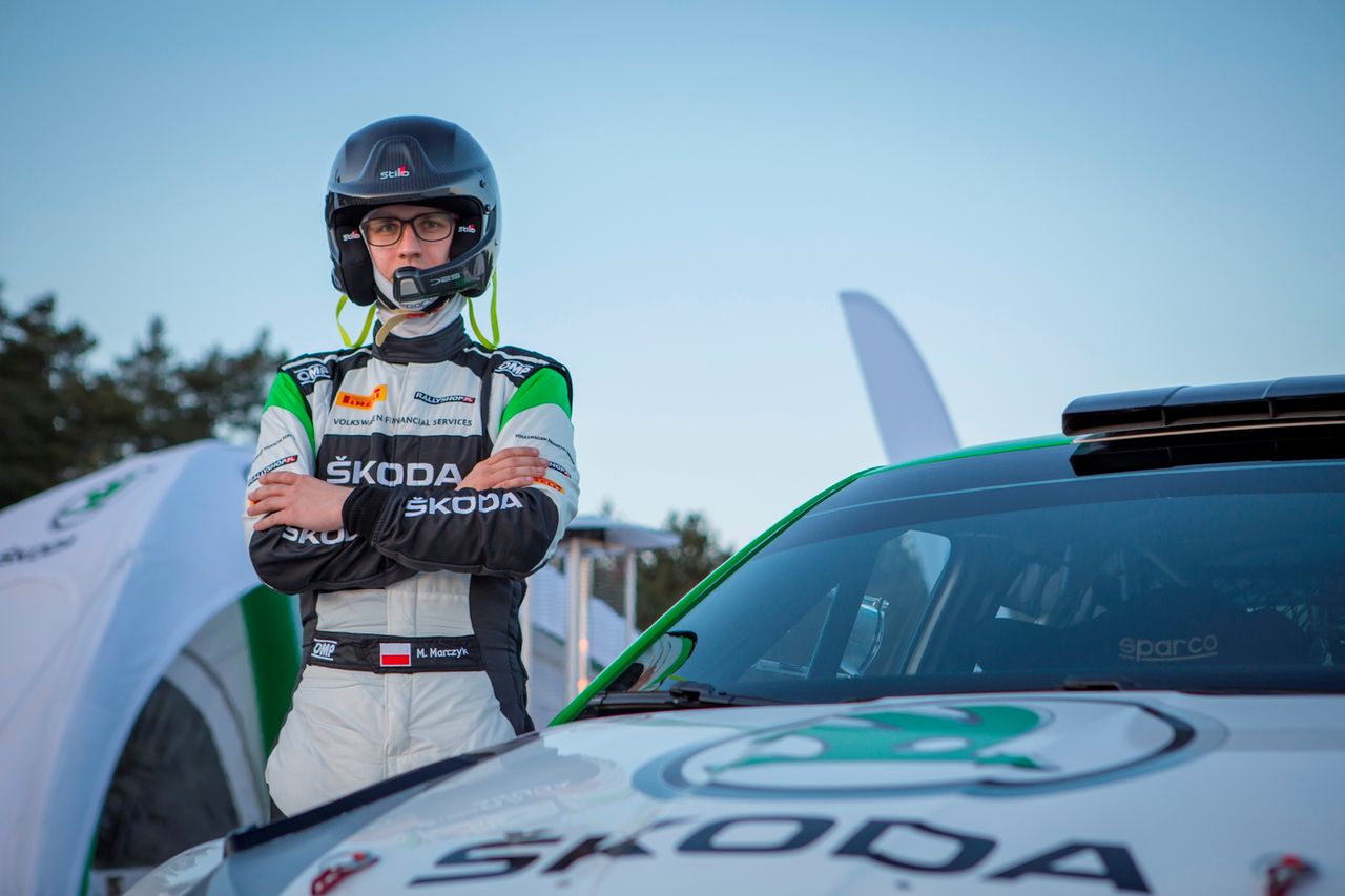 Mikołaj Marczyk, 22-letni, mało znany rajdowiec, został reprezentantem profesjonalnego teamu Skoda Polska Motorsport