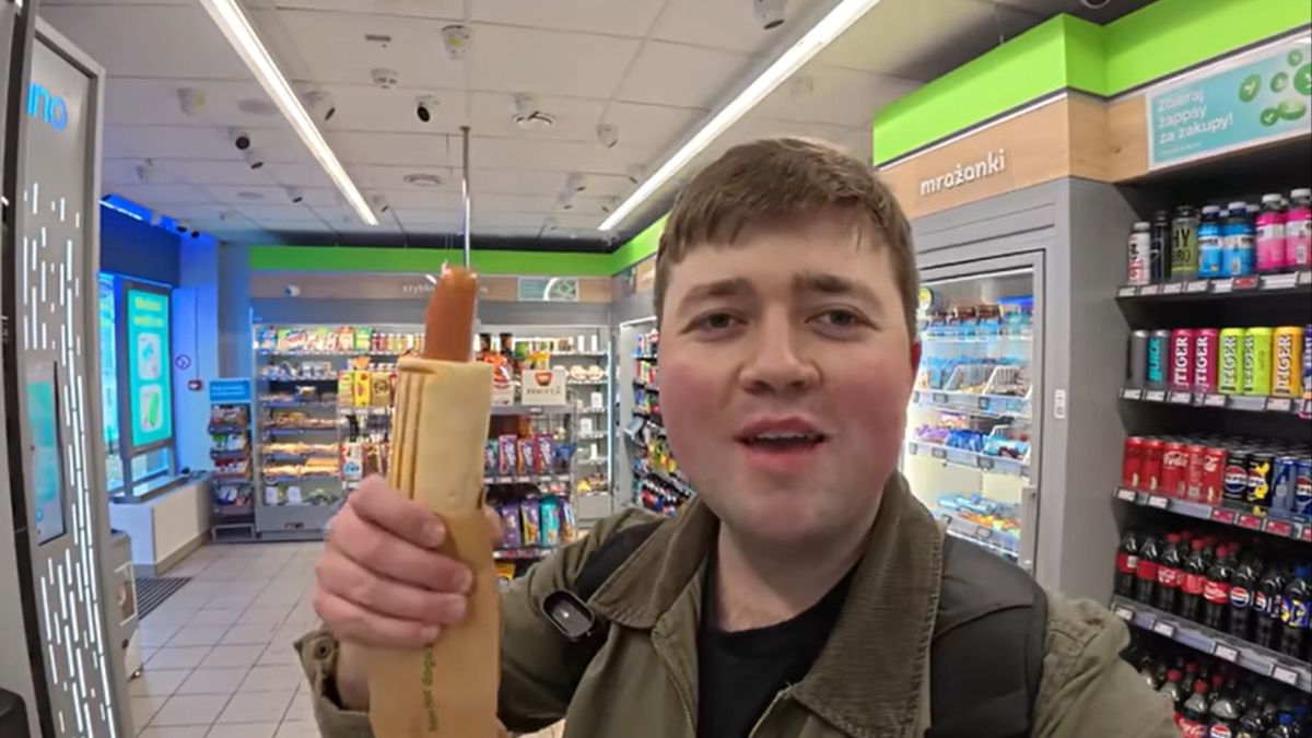 Vloger z Wielkiej Brytanii zachwycony Żabką Nano