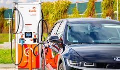 Orlen chce zasilać co trzeciego elektryka, zainwestuje w OZE, gaz i SMR-y. Media szkodziły wizerunkowo?