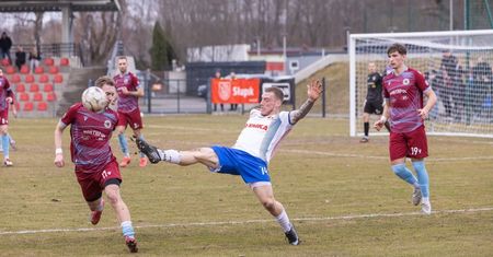 Gol na finiszu dał punkt. Słupszczanie remisują z Gryfem Wejherowo