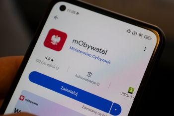 Asystent AI w mObywatelu. W czym pomaga?