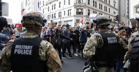 Brutalność amerykańskiej policji to nie mit. Dane są jednoznaczne