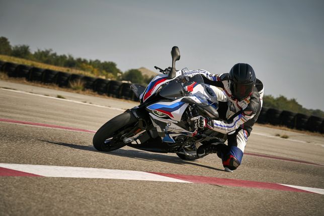 BMW M 1000 RR