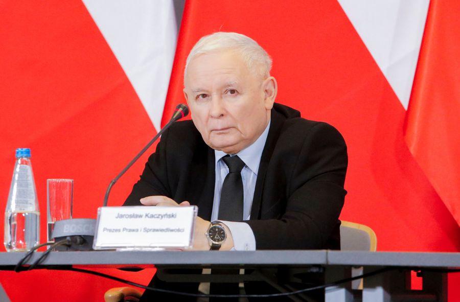 Jarosław Kaczyński odpowiadał na pytania komisji śledczej ds. Pegasusa