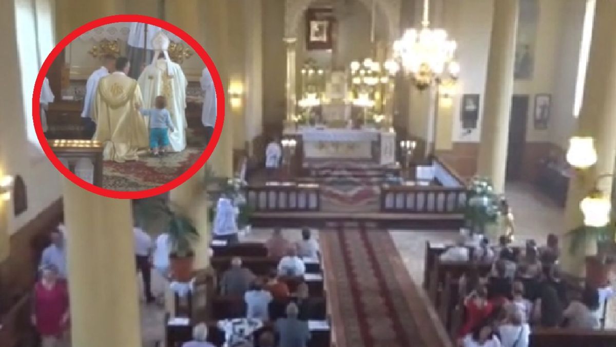 Odprawiali mszę. Nagle podszedł do nich chłopiec i się zaczęło