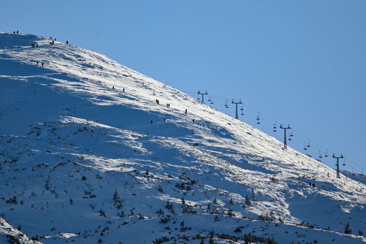 Kasprowy Wierch. Szczyt zaskakuje ciepłem wśród mrozów