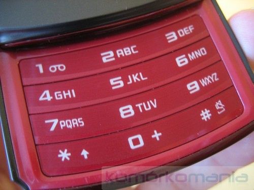 Cellna recenzja: Samsung UltraTouch S8300 2