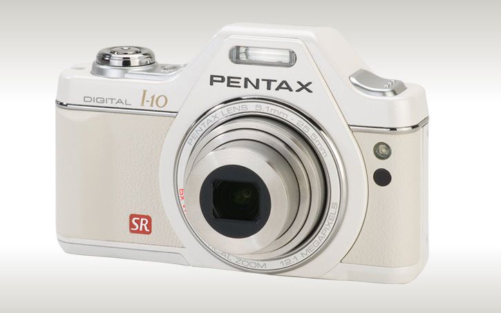 Kompakt w stylu retro: Pentax Optio I-10 13