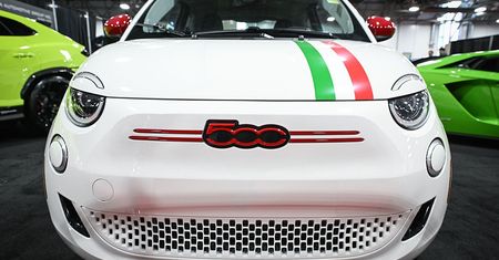 Wynajmą nowe auto za 100 euro na miesiąc. Włosi ruszają z programem