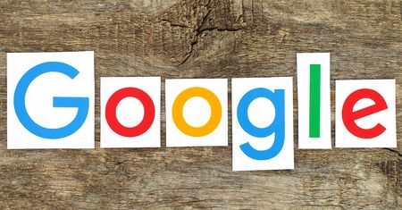 Wyszukiwarka Google ma 20 lat: oto najważniejsze jubileuszowe nowości