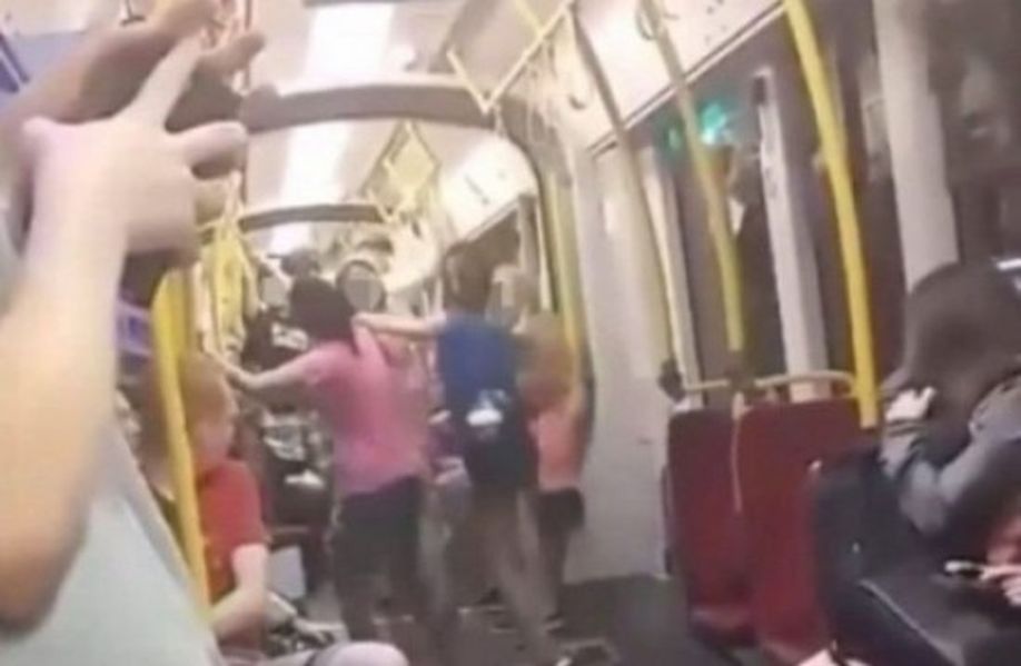 Zatrzymano drugą uczestniczkę bójki w tramwaju [WIDEO]