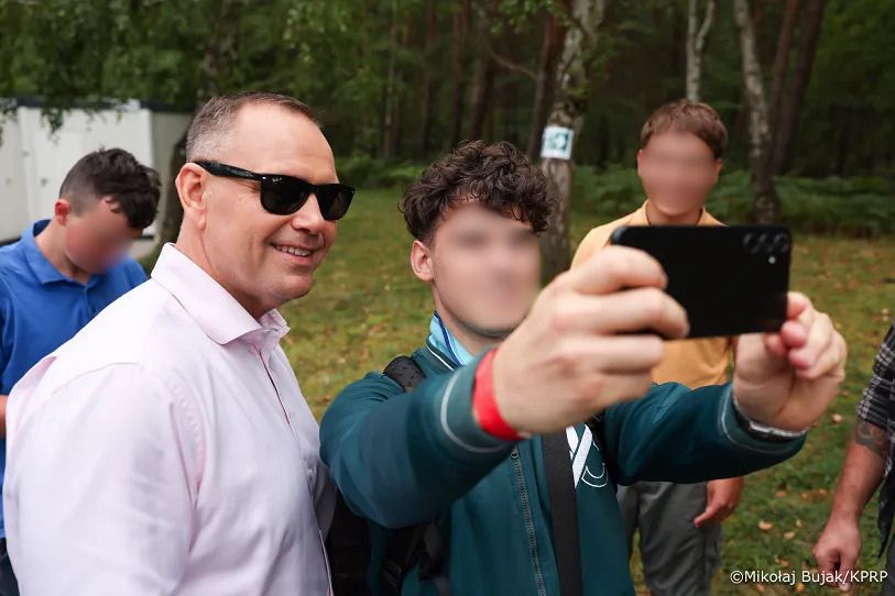 Karol Nawrocki zamienił klasykę na róż w Juracie