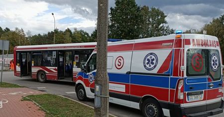 Warszawa. Koronawirus w autobusie. Kierująca na izolację, pojazd do dezynfekcji