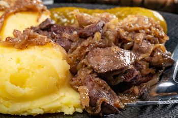 Wlewam do wątróbki. Teściowa szybko podpatrzyła przepis i robi tak samo