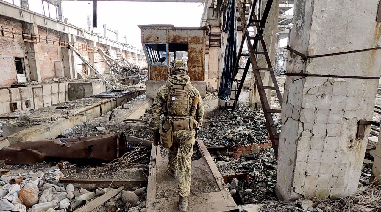 Chasiv Yar is under siege. Russian repeat Avdiivka tactics ahead of WWII end anniversary