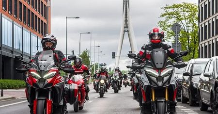 Markowe motocykle na ulicach Golubia-Dobrzynia