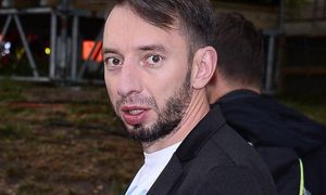 459 zł renty i grupa inwalidzka. Ujawnia, jak wyglądało jego życie