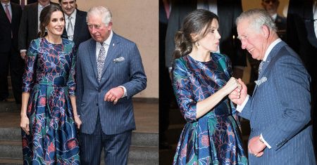 Książę Karol i królowa Letizia czule witają się na otwarciu wystawy. Podobno ze sobą... flirtowali! (FOTO)