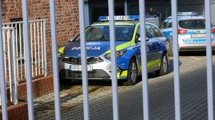 Pod wpływem narkotyków i z dwoma zakazami prowadzenia. Skrajnie nieodpowiedzialny kierowca zatrzymany przez legnicką drogówkę